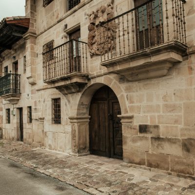 Gobierno de Cantabria-Subvenciones a particulares, en régimen de concurrencia competitiva, para la protección de bienes inmuebles civiles integrantes del Patrimonio Cultural de Cantabria para el año 2024.